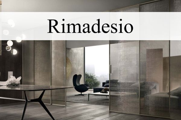 PRESIDENTAL CLASS
Italian manufacturer of modular systems for the living room, famous for bookcases, sliding panels, swing doors, walk-in closets.